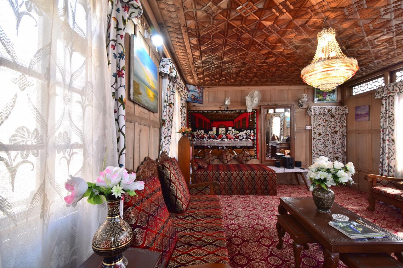 Hotel Golden Hopes Group Of Houseboats Srīnagar Exterior foto