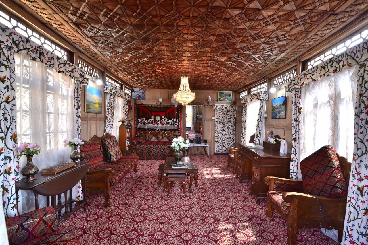 Hotel Golden Hopes Group Of Houseboats Srīnagar Exterior foto